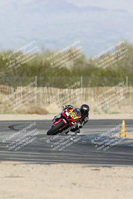 media/Jan-15-2026-Racers Edge (Thu) [[dfebeb70ab]]/2-A Group/Session 5 Turn 2/